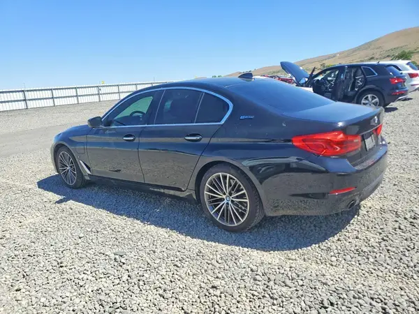 WBAJB1C52JG624111 2018 BMW 5ER - Image 2