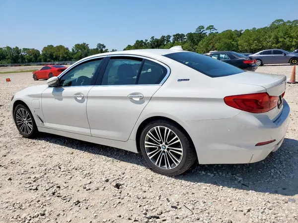 WBAJB1C54JB085360 2018 BMW 5ER - Image 2