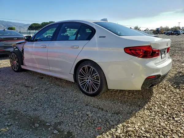 WBAJB1C55JB085030 2018 BMW 5ER - Image 2