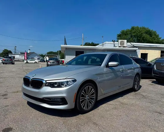 WBAJB1C56JB084145 2018 BMW 5ER - Image 2