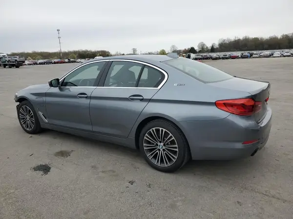 WBAJB1C56KB375312 2019 BMW 5ER - Image 2