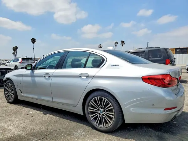 WBAJB1C56KB376248 2019 BMW 5ER - Image 2
