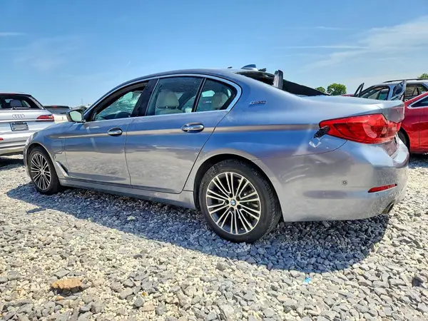 WBAJB1C57JB084185 2018 BMW 5ER - Image 2
