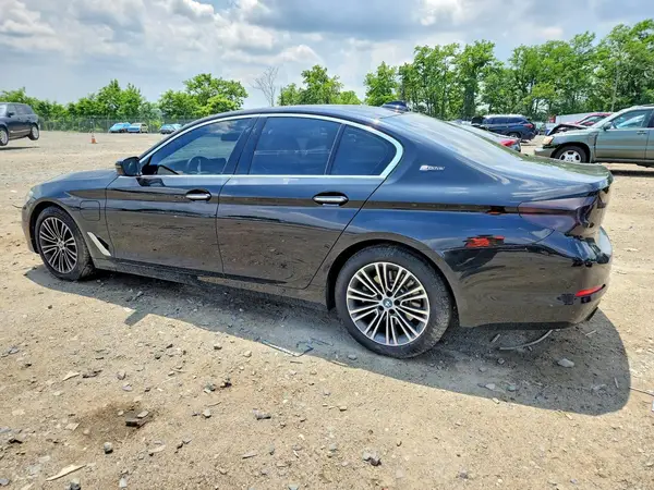 WBAJB1C57JB084753 2018 BMW 5ER - Image 2