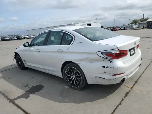 WBAJB1C58JB084907 2018 BMW 5ER - Image 2