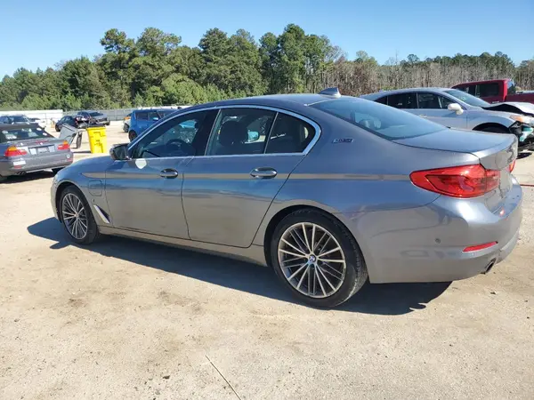 WBAJB1C58KB375490 2019 BMW 5ER - Image 2