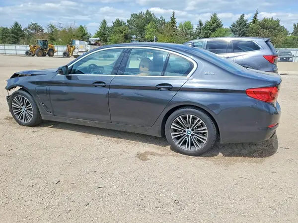 WBAJB1C59KB375210 2019 BMW 5ER - Image 2