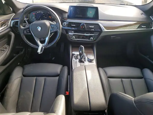 WBAJB1C59KB376812 2019 BMW 5ER - Image 8