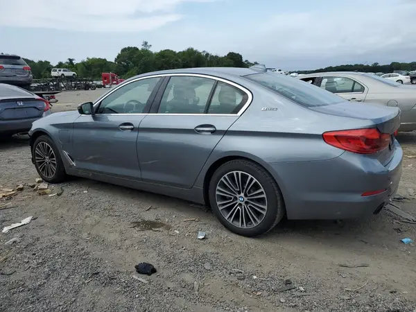 WBAJB1C5XJB084729 2018 BMW 5ER - Image 2