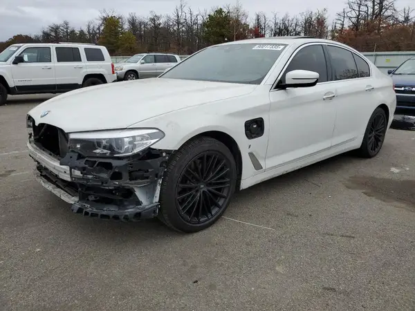 WBAJB1C5XJB374436 2018 BMW 5ER - Image 1
