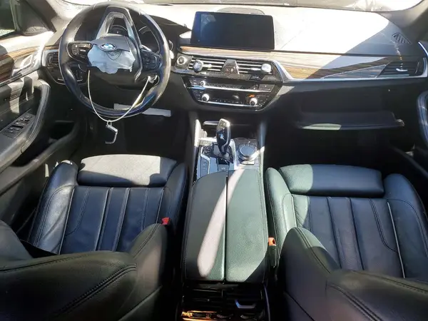 WBAJB1C5XKB376883 2019 BMW 5ER - Image 8