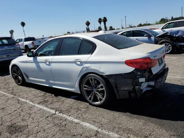 WBAJB9C52JB036639 2018 BMW 5ER - Image 2