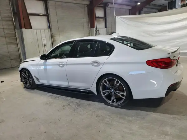 WBAJB9C52JB286995 2018 BMW M5 - Image 2