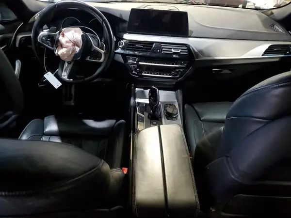 WBAJB9C52JB286995 2018 BMW M5 - Image 8
