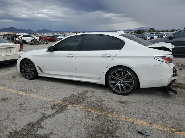 WBAJB9C52JG464441 2018 BMW 5ER - Image 2