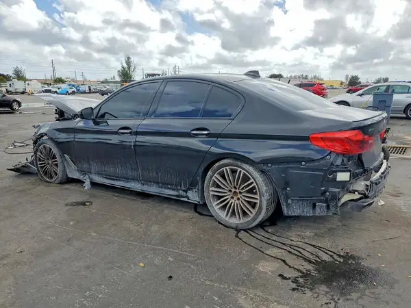 WBAJB9C54JB036366 2018 BMW M5 - Image 2