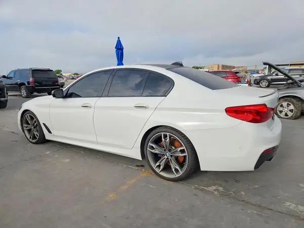 WBAJB9C54JB036528 2018 BMW M5 - Image 2