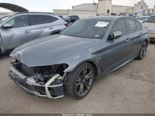 WBAJB9C55JB035694 2018 BMW 5ER - Image 2