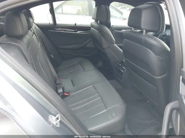 WBAJB9C55JB035694 2018 BMW 5ER - Image 8