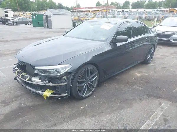WBAJB9C56JB035364 2018 BMW 5ER - Image 2