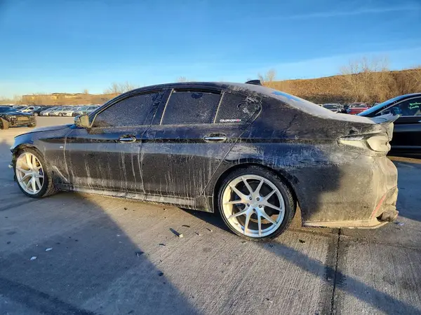 WBAJB9C56JB049247 2018 BMW M5 - Image 2