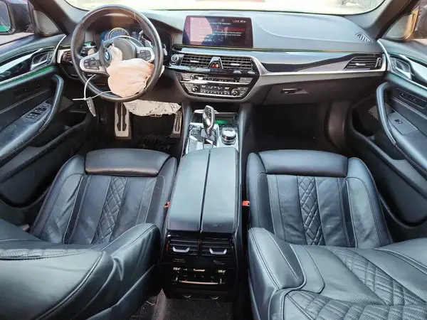 WBAJB9C57JB049256 2018 BMW 5ER - Image 8