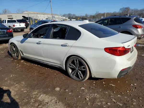 WBAJB9C58JB036080 2018 BMW M5 - Image 2