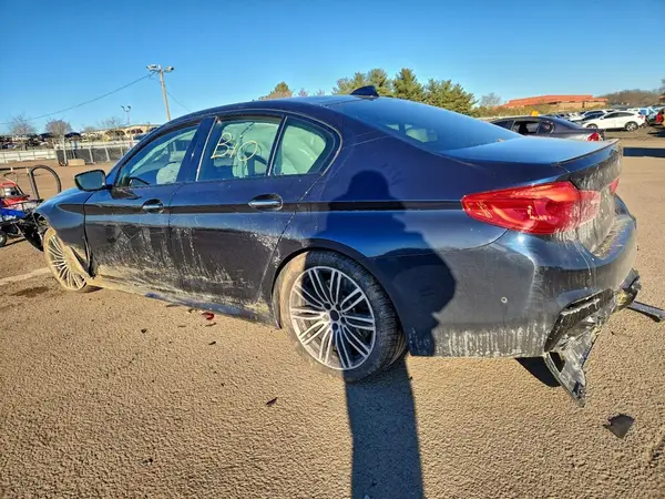 WBAJB9C58JB286127 2018 BMW 5ER - Image 2