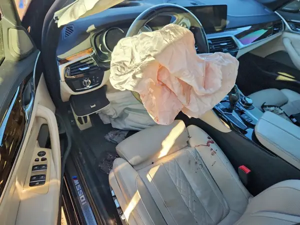 WBAJB9C58JB286127 2018 BMW 5ER - Image 8