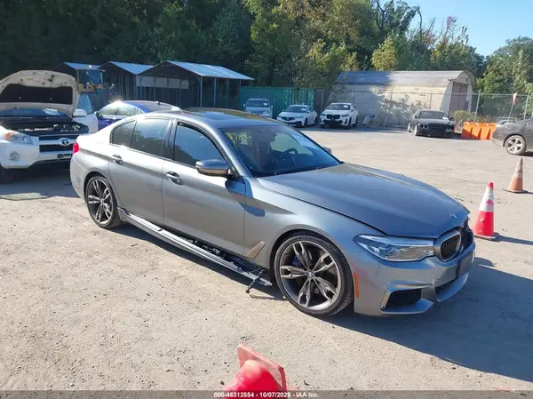 WBAJB9C58KB464801 2019 BMW 5ER - Image 1