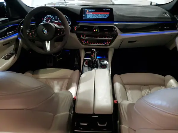 WBAJB9C5XJB035514 2018 BMW M5 - Image 8