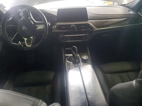 WBAJB9C5XJG463652 2018 BMW M5 - Image 8