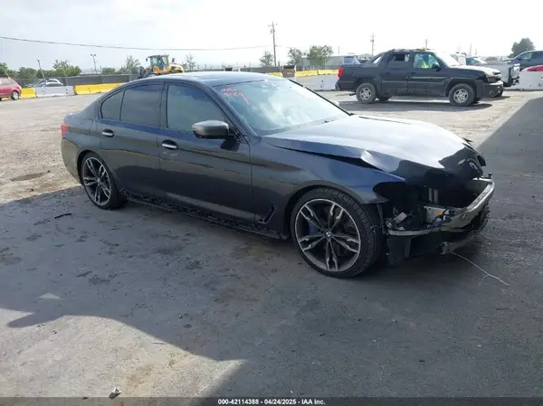 WBAJB9C5XJG464039 2018 BMW 5ER - Image 1