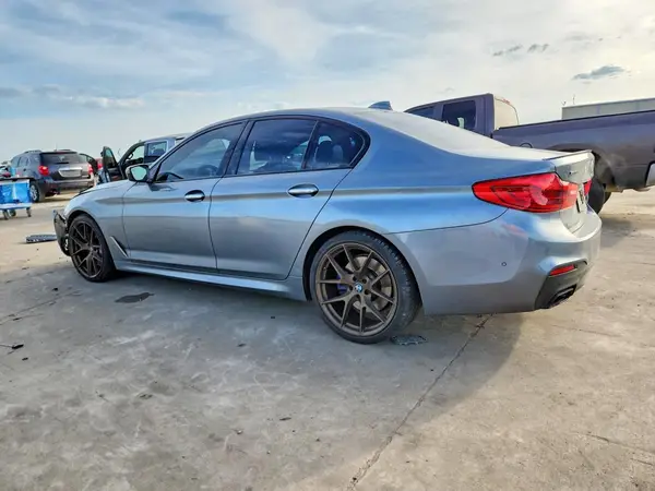 WBAJB9C5XJG464378 2018 BMW M5 - Image 2