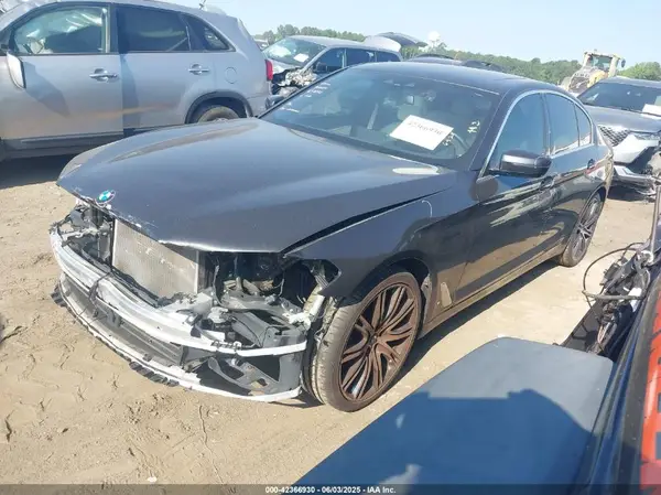 WBAJE5C30HG913690 2017 BMW 5ER - Image 2
