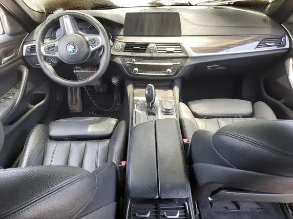 WBAJE5C30HG913723 2017 BMW 5ER - Image 8