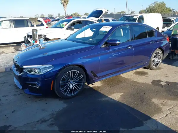 WBAJE5C30HG914709 2017 BMW 5ER - Image 2