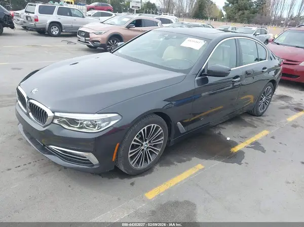 WBAJE5C30HG915150 2017 BMW 5ER - Image 2