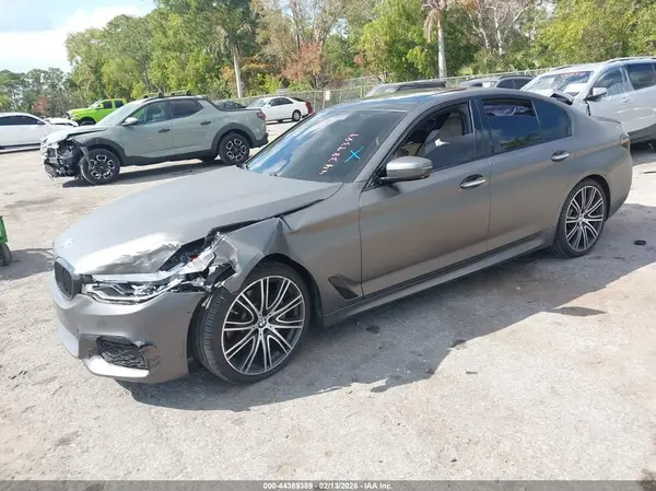 WBAJE5C30HG915875 2017 BMW 5ER - Image 2