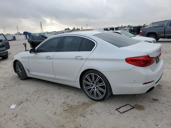 WBAJE5C30HG916394 2017 BMW 5ER - Image 2