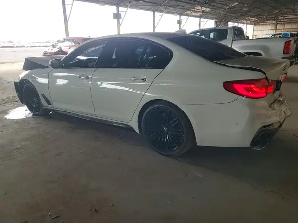 WBAJE5C30HG916458 2017 BMW 5ER - Image 2