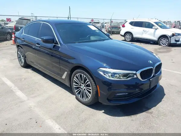 WBAJE5C30HG916511 2017 BMW 5ER - Image 1