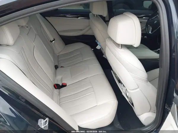 WBAJE5C31HG914718 2017 BMW 5ER - Image 8