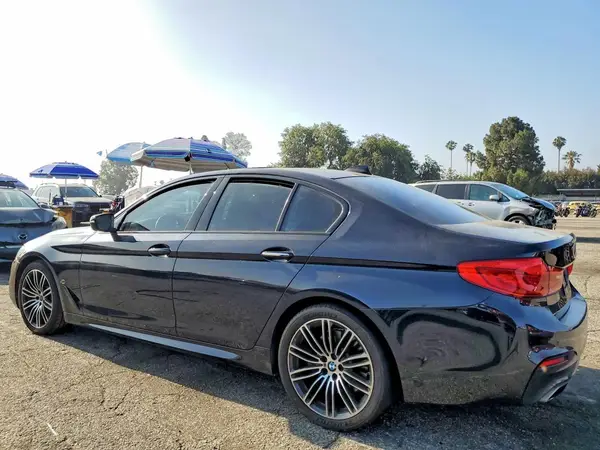 WBAJE5C32HG915165 2017 BMW 5ER - Image 2