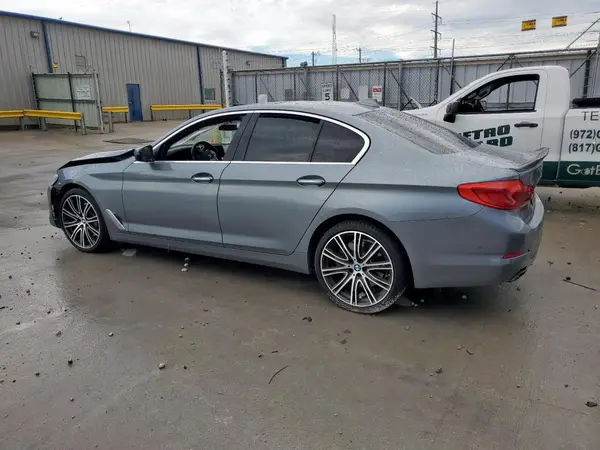 WBAJE5C32HG916414 2017 BMW 5ER - Image 2
