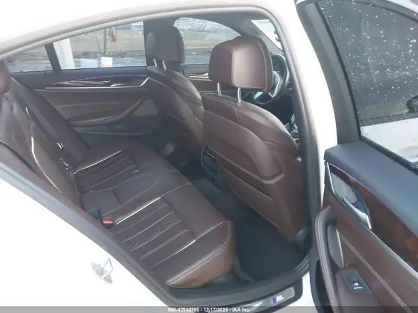 WBAJE5C32HG916784 2017 BMW 5ER - Image 8