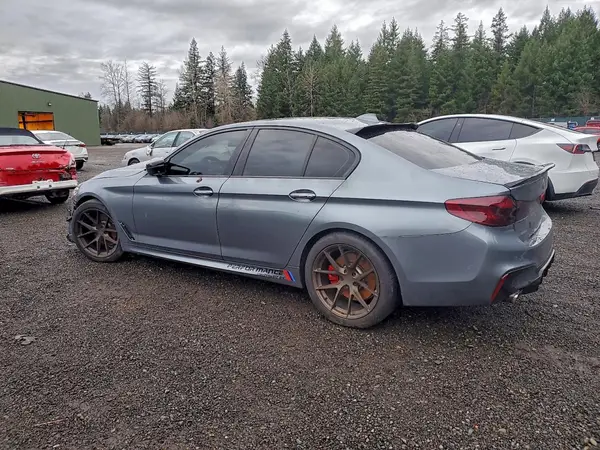 WBAJE5C33HG478180 2017 BMW 5ER - Image 2