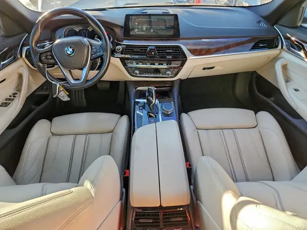 WBAJE5C33HG478339 2017 BMW 5ER - Image 8