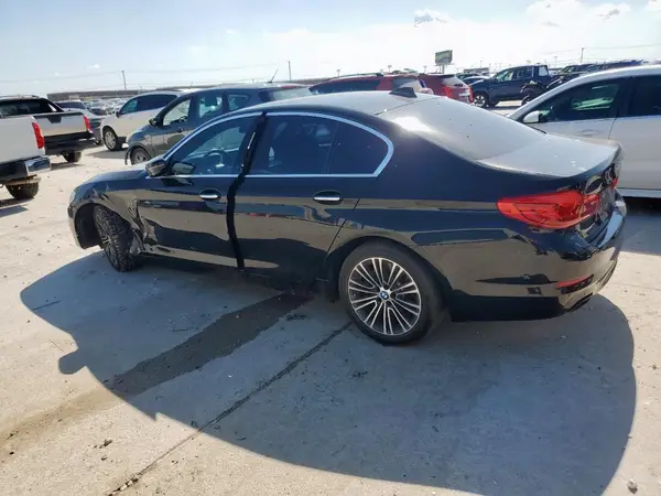 WBAJE5C33HG913814 2017 BMW 5ER - Image 2