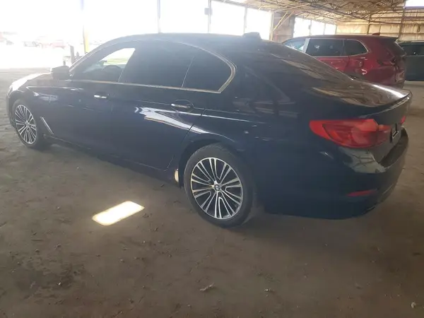 WBAJE5C33HG914221 2017 BMW 5ER - Image 2